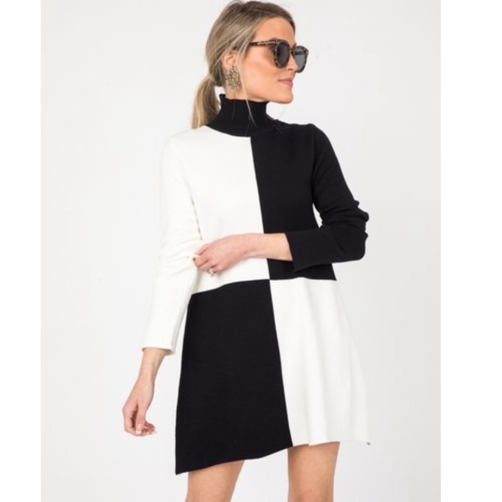 NWT Women’s Black & White Color Block Sweater Dress/Tunic Size Medium